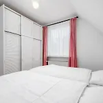 Haus Schmoekel, App Moewe Apartment