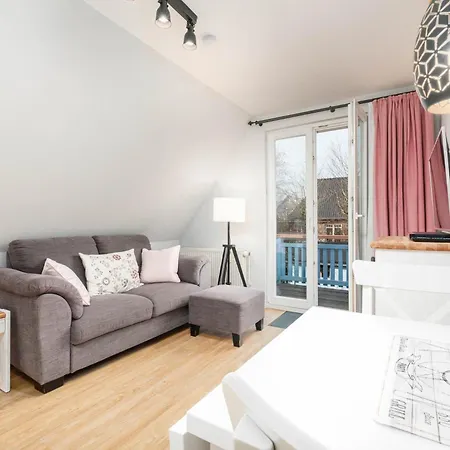 Apartment Haus Schmoekel, App Moewe Timmendorfer Strand